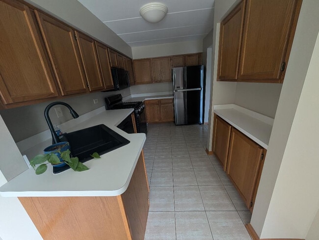 Photo - 8809 S 79th Ave