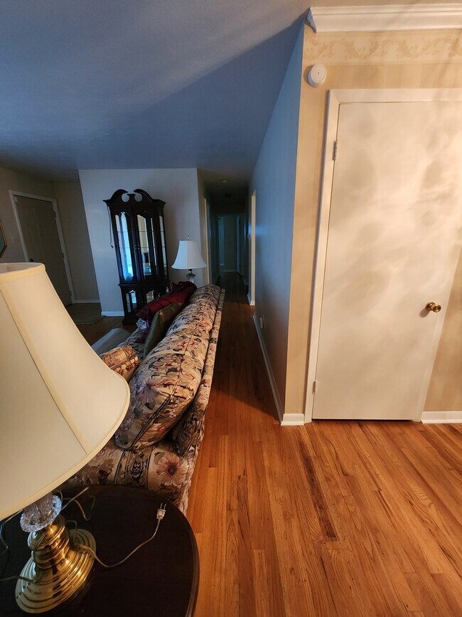 Photo - 518 E Walton Ave