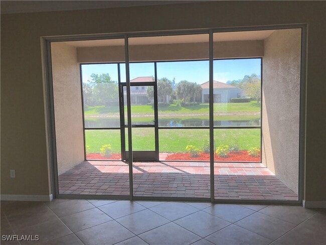 Photo - 2093 Satsuma Ln