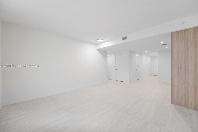 Photo - 77 SE 5th St Unit 2314