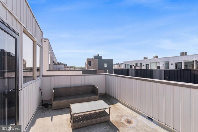 3107 Birchview Walk