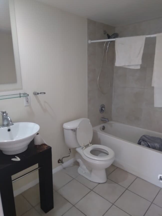 Photo - 701 S Madison Ave Unit 216