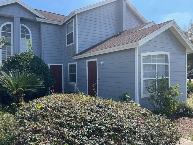 Building Photo - Cozy 1 Bedroom/Studio Style, 1 Bathroom Co... Rental