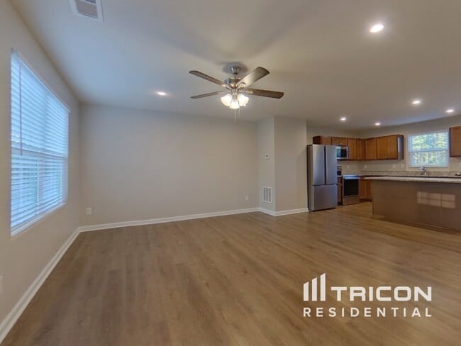 Photo - 8920 Celtic Dr