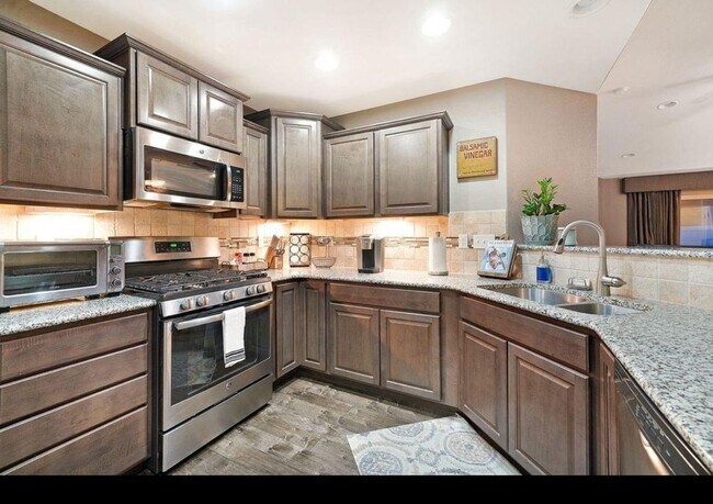 Photo - FULLY FURNISHED Northgate 3 Bed & Office near AFA
