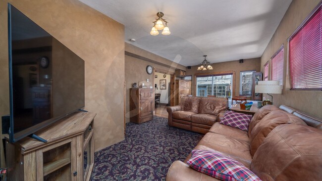 Photo - 1111 W Pikes Peak Ave Unidad 1111 W Pikes Peak Avenue  3