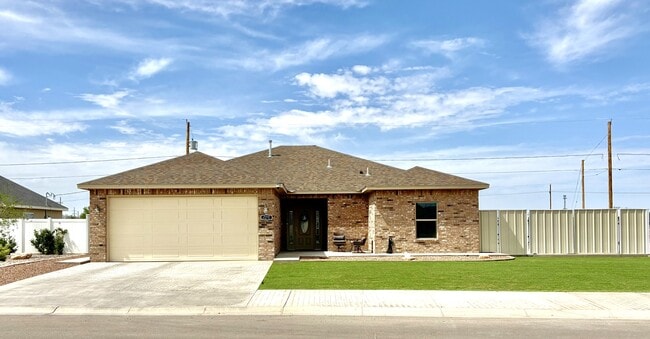 Photo - 2412 W Ray Ave House