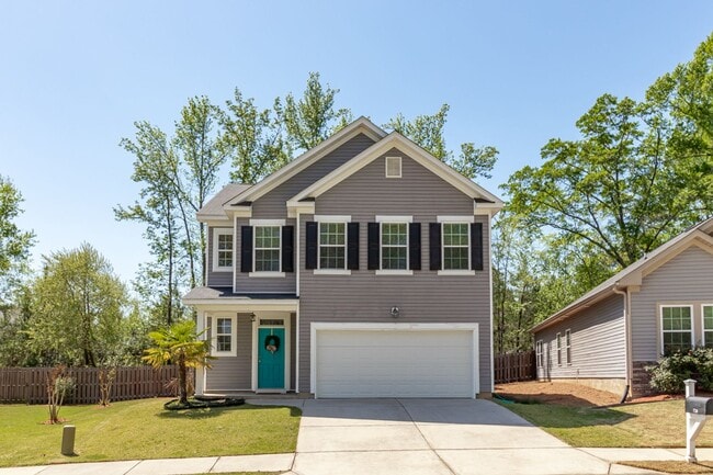 Building Photo - Large 3 bedroom (plus bonus), 2 1/2 bath home in Canterbury Farms!