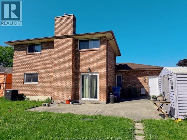 Photo - 2660 Langlois Ave