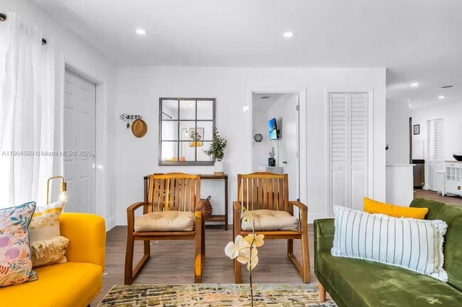 Photo - 9134 Reed Dr