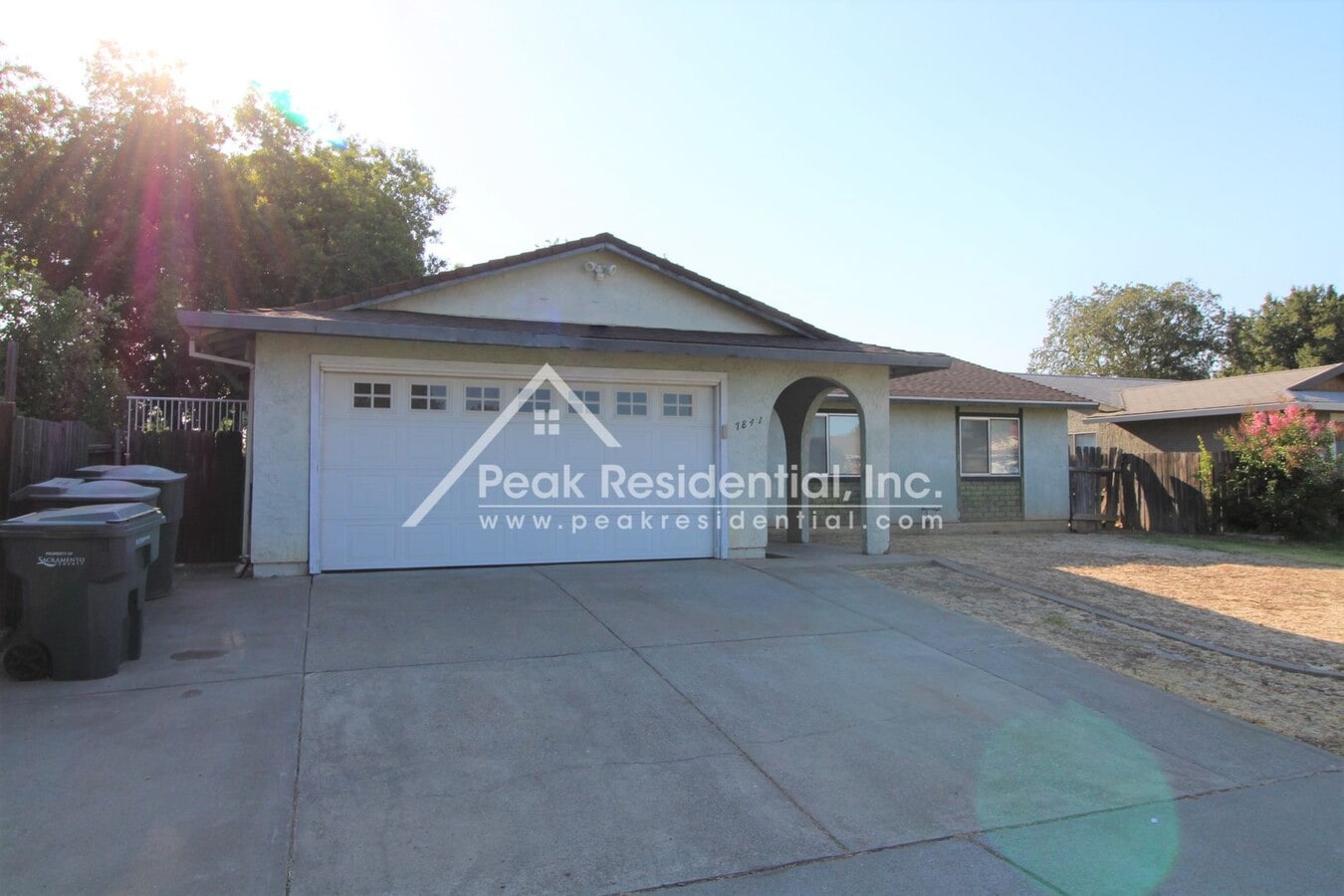 4bd/2ba House with 2 Car Garage near Power... - 4bd/2ba House with 2 Car Garage near Power...