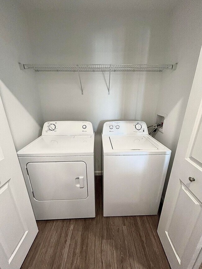 Sagamore Winds Apartments