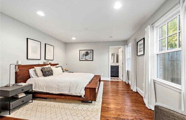 Photo - 522 West Kingston Avenue