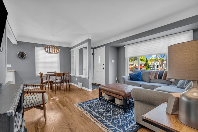 Photo - 3711 Normandy Rd