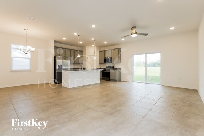 Photo - 620 Crown Rose Dr