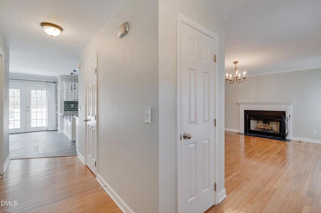 Photo - 5900 Eaglesfield Dr