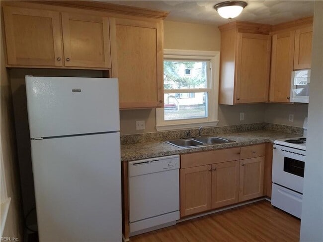 Photo - 8021 Ransom Rd