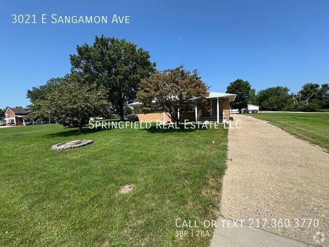 Building Photo - 3021 E Sangamon Ave Rental