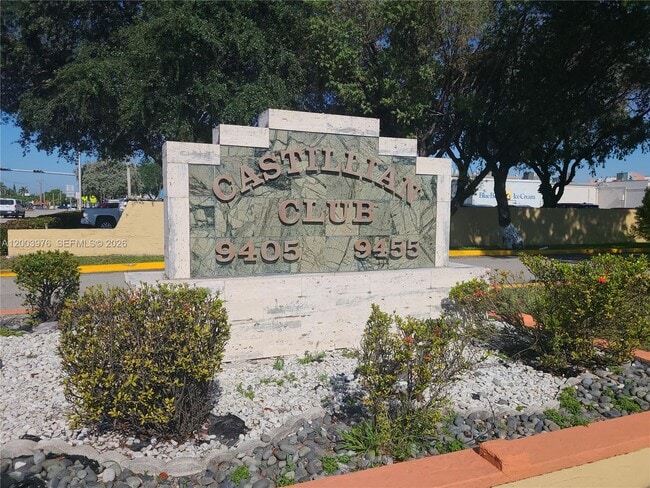 Building Photo - 9405 W Flagler St Unit D308