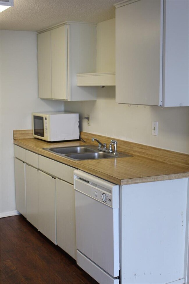 Photo - 1800 Lavaca St Unit 203