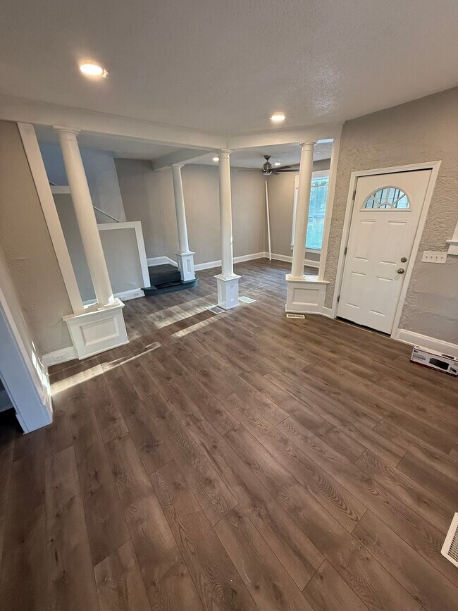 Photo - 659 Stebbins St