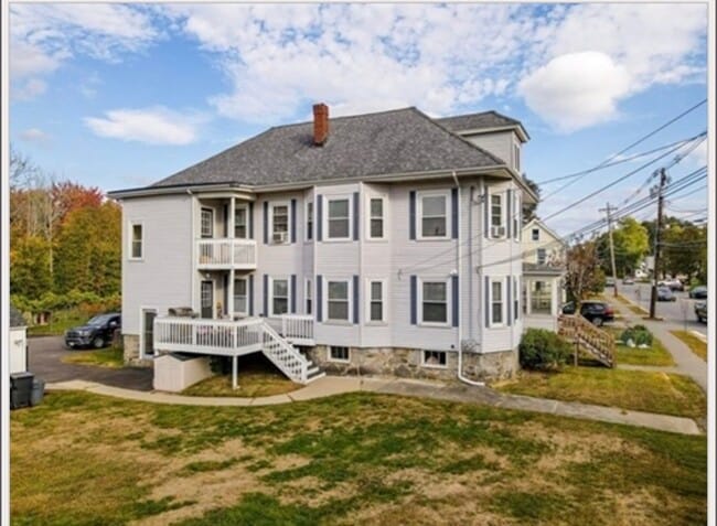 Building Photo - 241-243-243 Broadway Unit 1