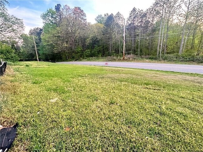 Photo - 3590 Chamblee Gap Rd