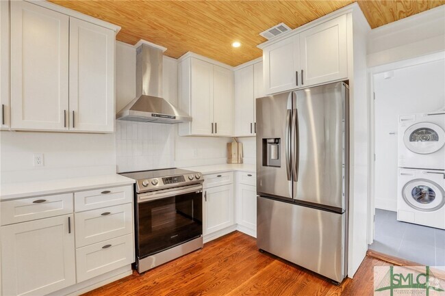 Building Photo - 1016 Seiler Ave Rental