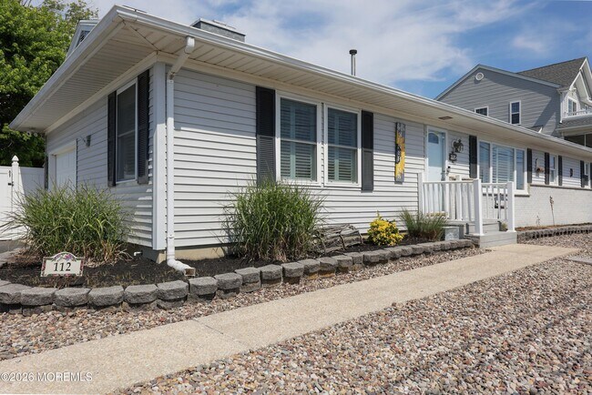 Photo - 112 Minturn Rd