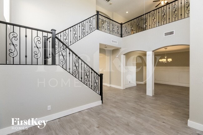 Photo - 837 E Cierra Cir