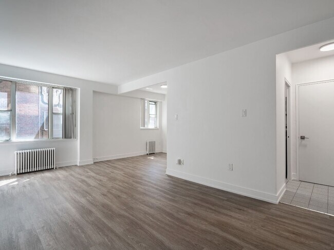 Photo - 161 St George St