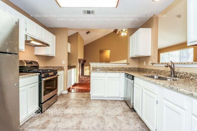 Photo - 4965 Briar Oaks Ln