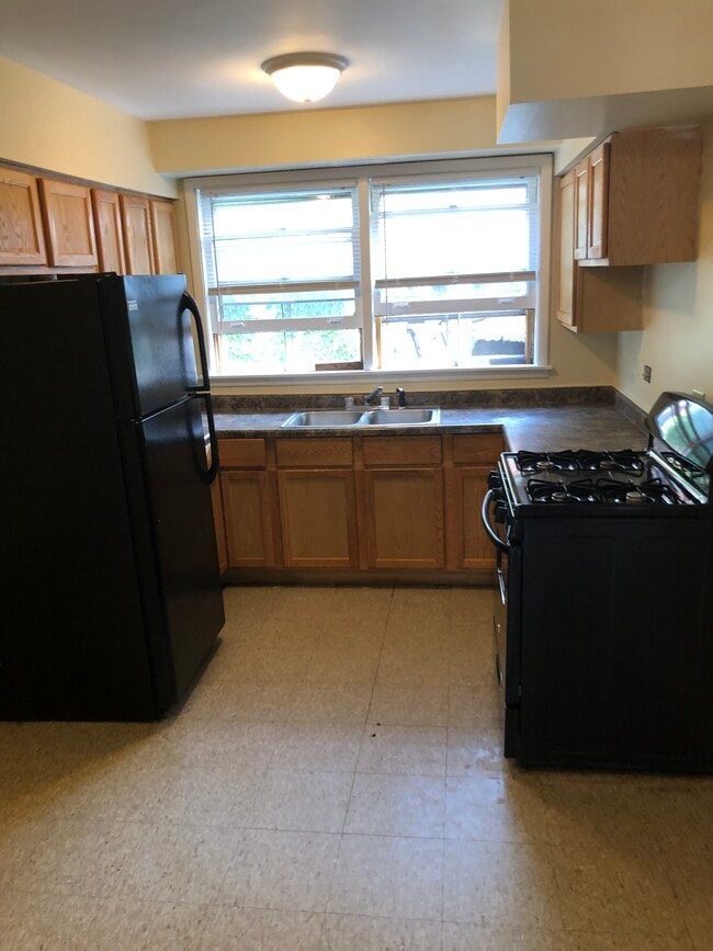 Photo - 9215 S Cottage Grove Ave Apartments Unit 2