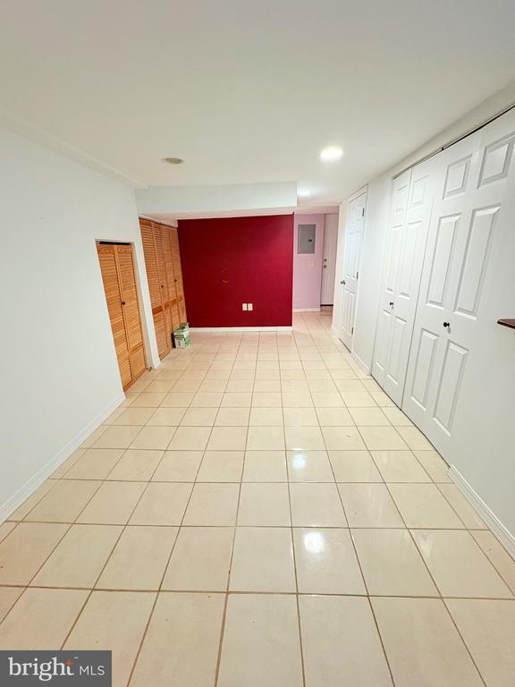 Photo - 6045 Summerdale Ave