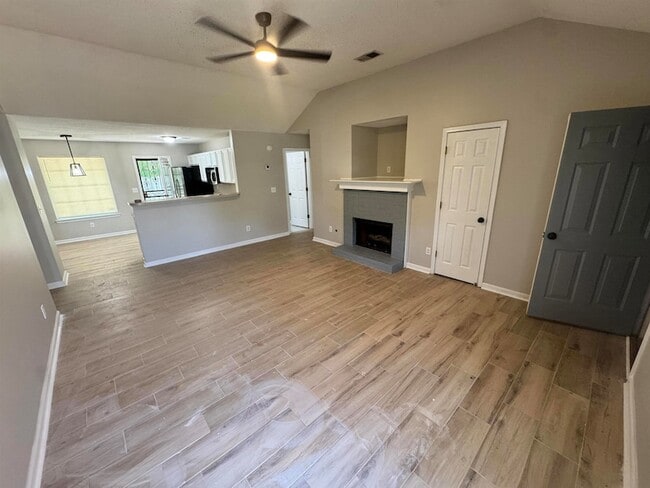 Photo - 6628 Whitten Grove Dr