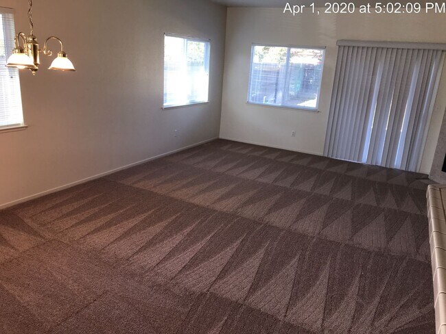 10 Maccan Ct