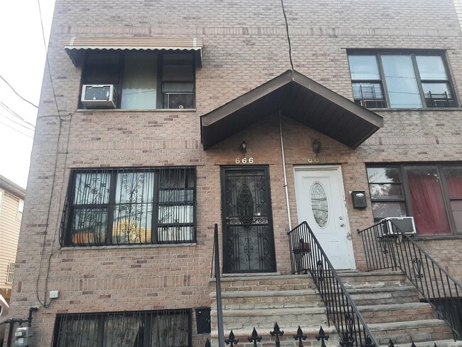 Building Photo - 666 Schenck Ave Rental
