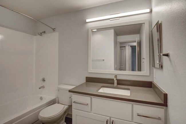 Photo - Charter Club Apartments