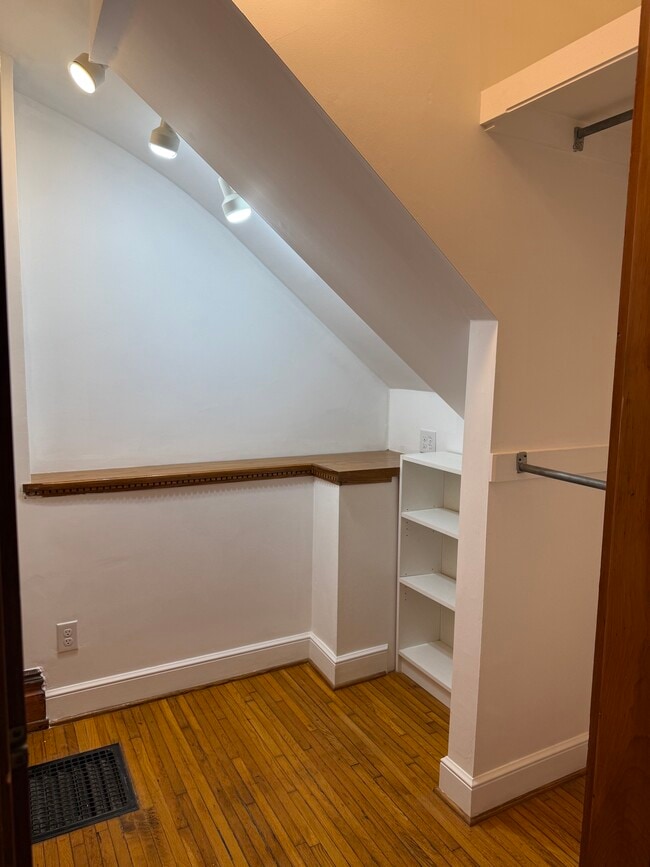 Photo - 168 Warren St Unit 168