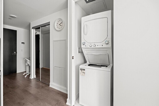 Photo - 501 Yonge St Unité SI ID1345952P