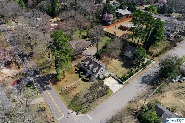 Photo - 1100 Big Cove Rd SE