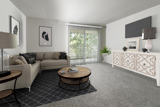 Photo - Mariners Pointe