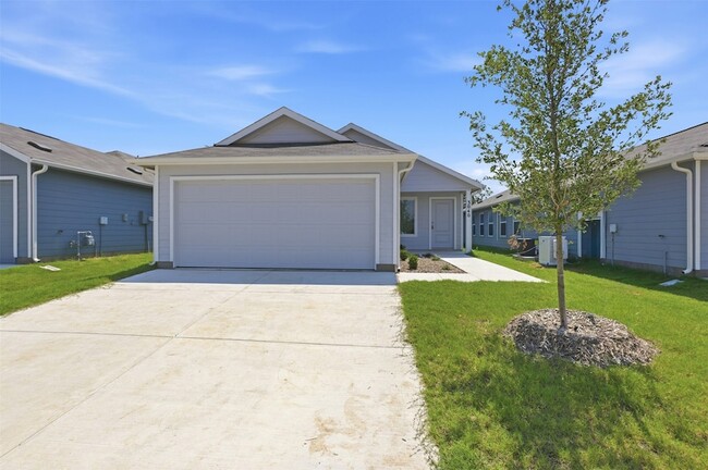 Photo - 3040 Campeiro Ave