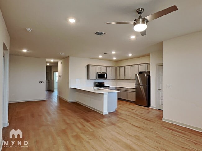 Photo - 10713 Fulton Ave