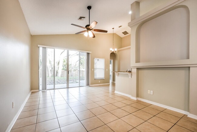 2167 Kaylas Ct