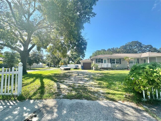 Photo - 3902 W Euclid Ave