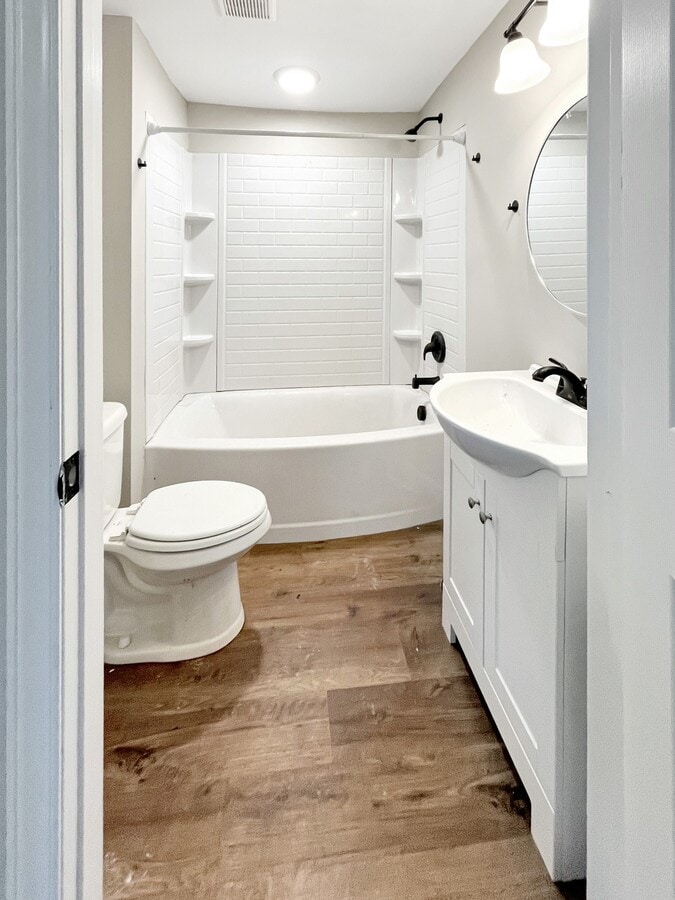 Photo - 415 Highlawn Ave