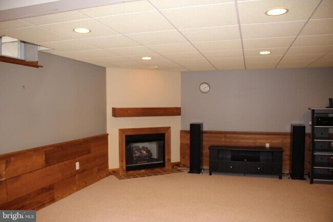 Photo - 176 S Patricia Dr