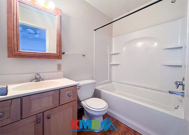 Photo - 736 Michael St Unit 5