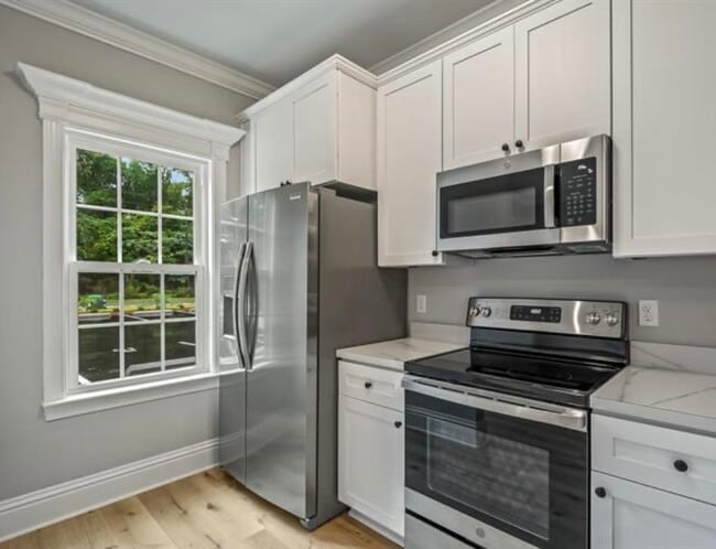 Photo - 10 Old Courthouse Way